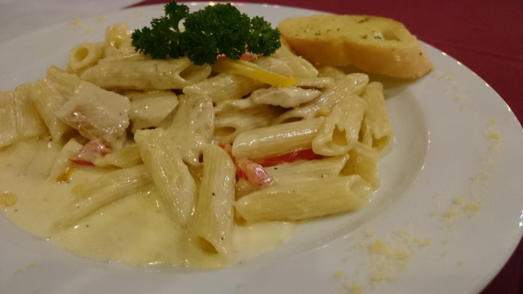 Bellmans Restaurant & Guesthouse Karon Εξωτερικό φωτογραφία