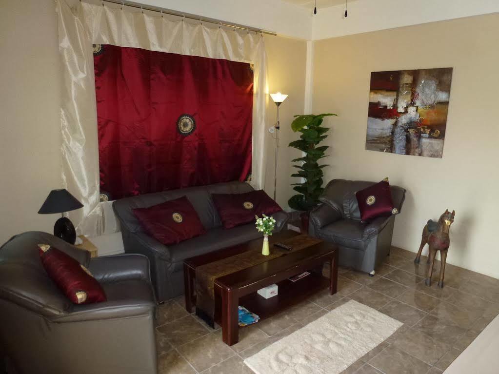 Bellmans Restaurant & Guesthouse Karon Εξωτερικό φωτογραφία