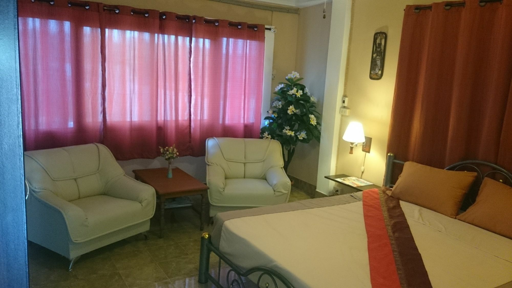 Bellmans Restaurant & Guesthouse Karon Εξωτερικό φωτογραφία