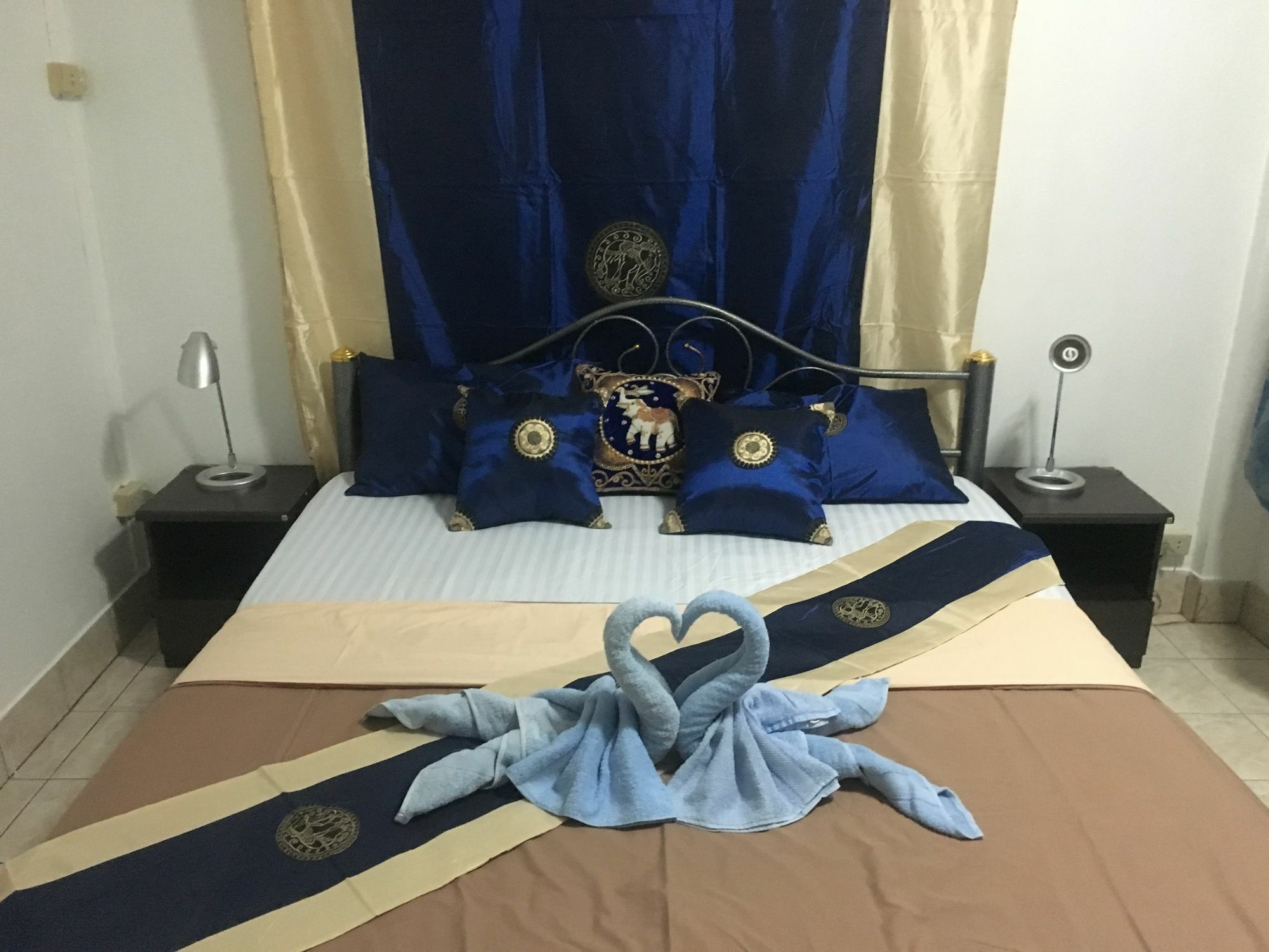 Bellmans Restaurant & Guesthouse Karon Εξωτερικό φωτογραφία