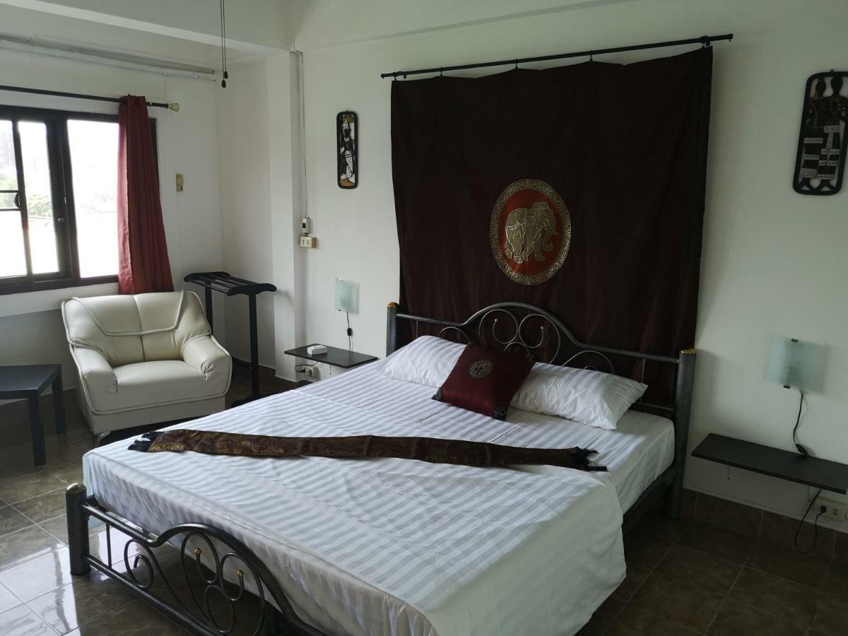 Bellmans Restaurant & Guesthouse Karon Εξωτερικό φωτογραφία