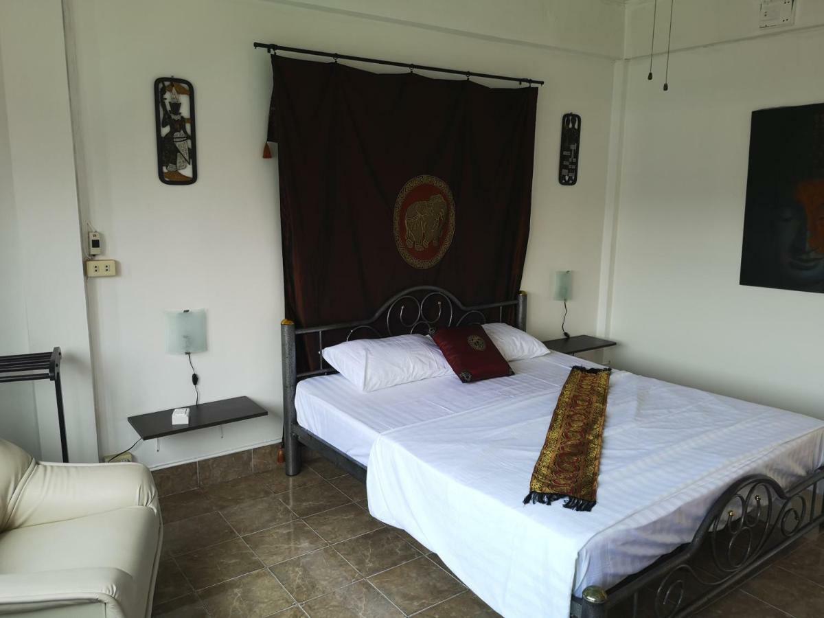 Bellmans Restaurant & Guesthouse Karon Εξωτερικό φωτογραφία