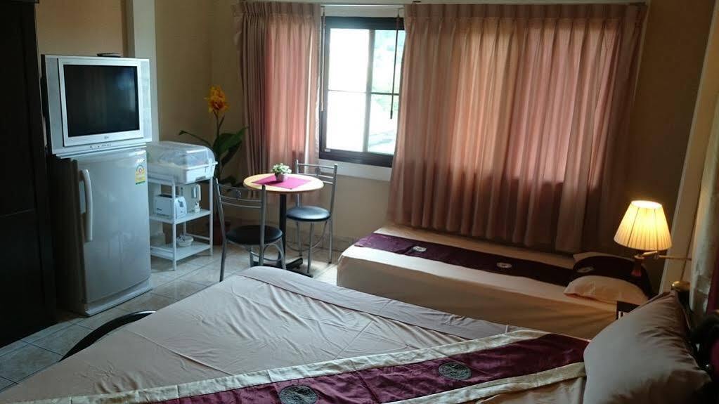 Bellmans Restaurant & Guesthouse Karon Εξωτερικό φωτογραφία